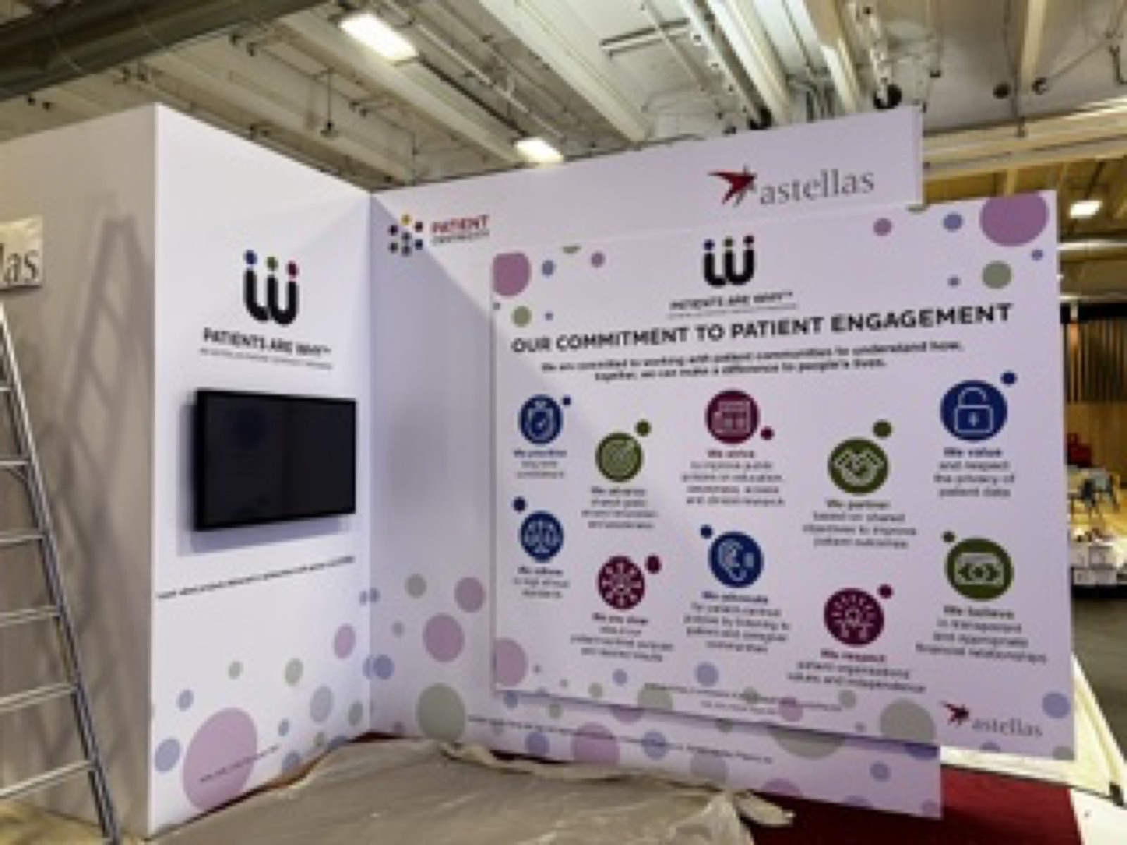 Messestand Astellas